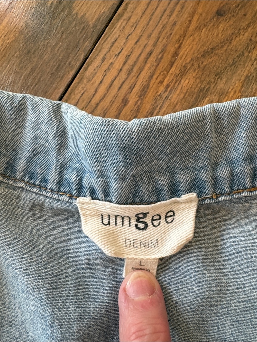 Umgee Light Blue Denim Shirt - Picture 2 of 5